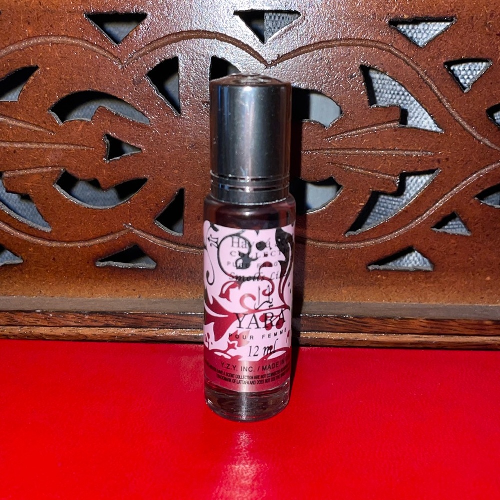 NWT “YARA Pour Femme” Roll on Perfume.  12ml.